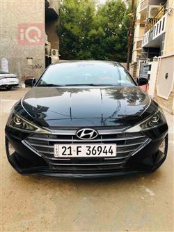 هیوندای ئەلەنترا